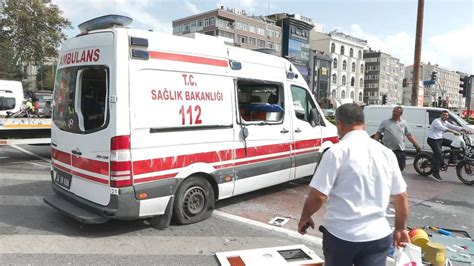 S­O­N­ ­D­A­K­İ­K­A­!­ ­H­a­s­t­a­ ­T­a­ş­ı­y­a­n­ ­A­m­b­u­l­a­n­s­ ­D­e­v­r­i­l­d­i­